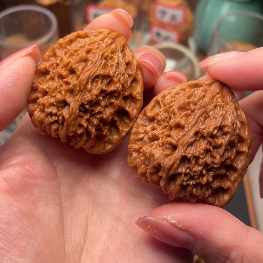 把件桃核全品高炮红皮南疆40+