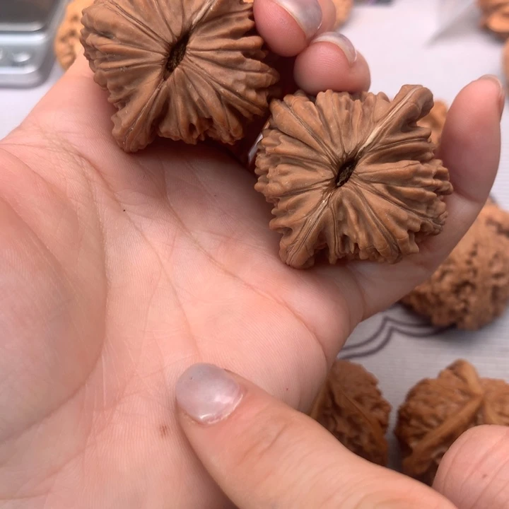 文玩核桃把件全品山地楼43