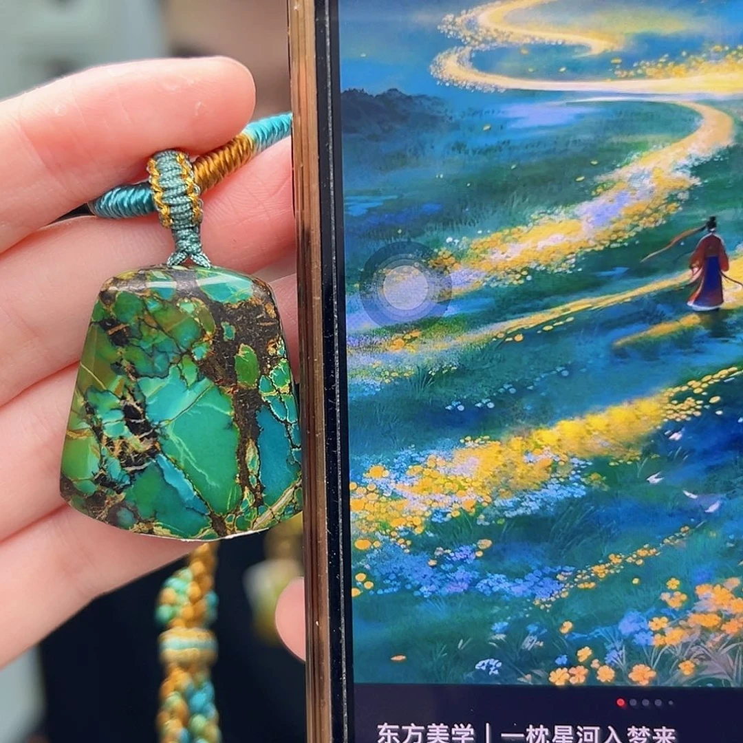 未镶嵌绿松石珠宝奇石