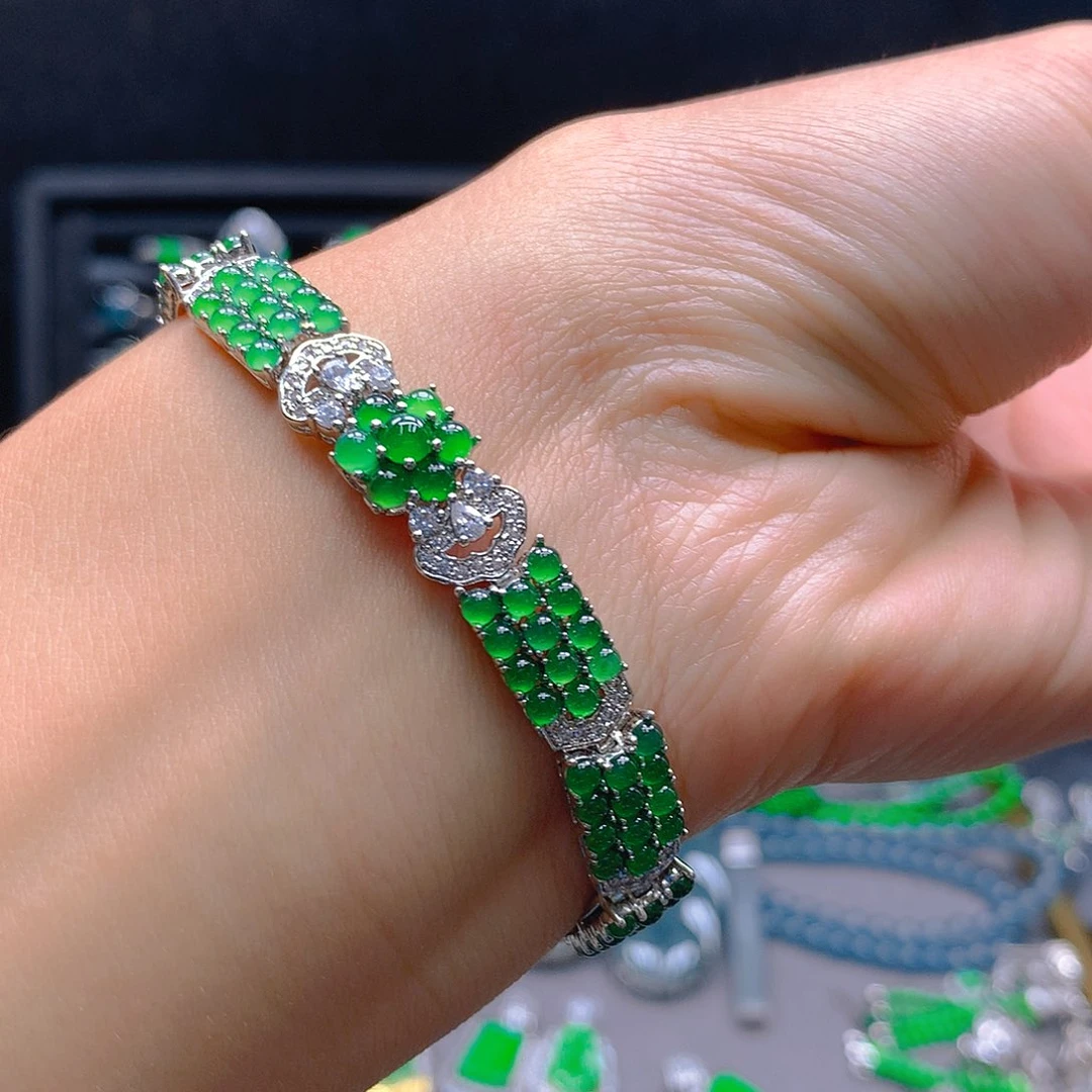 未镶嵌翡翠耳饰天然翡翠