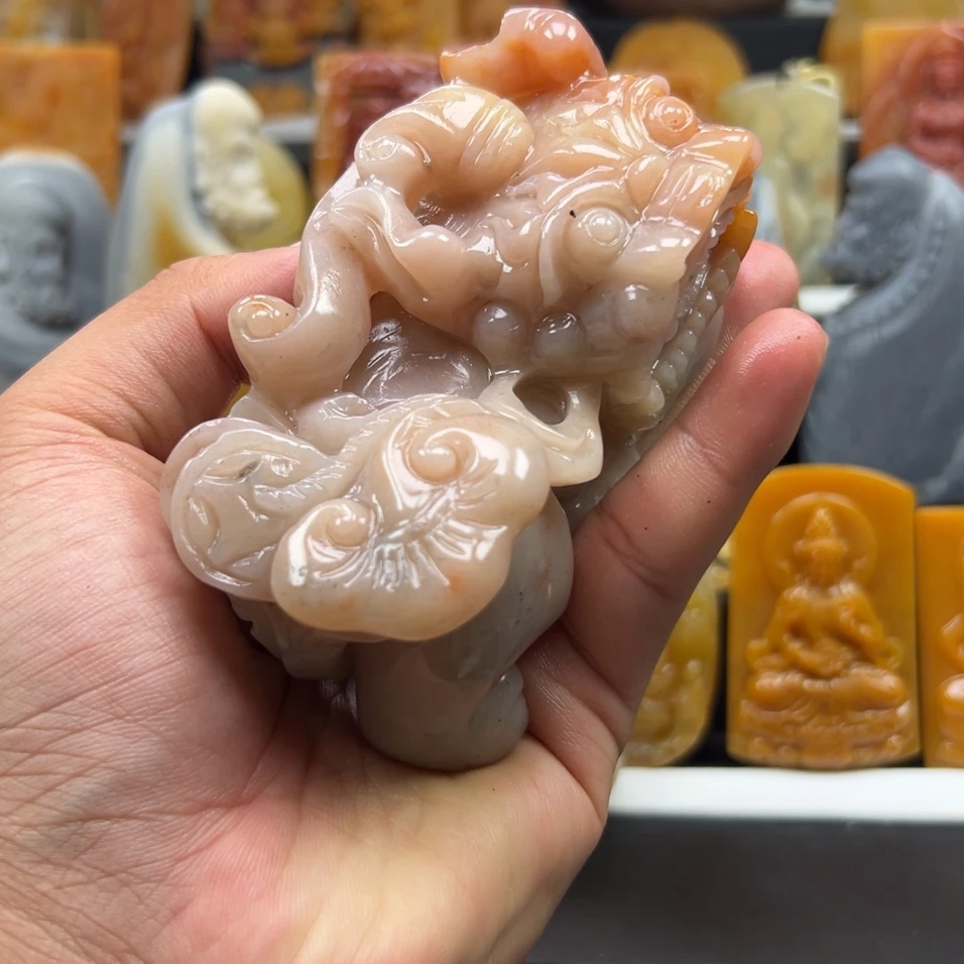 石英质玉（黄龙玉）未镶嵌黄龙玉