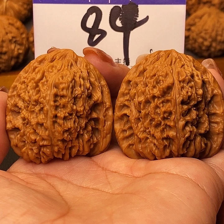 吊坠桃核南疆石42无刀痕s