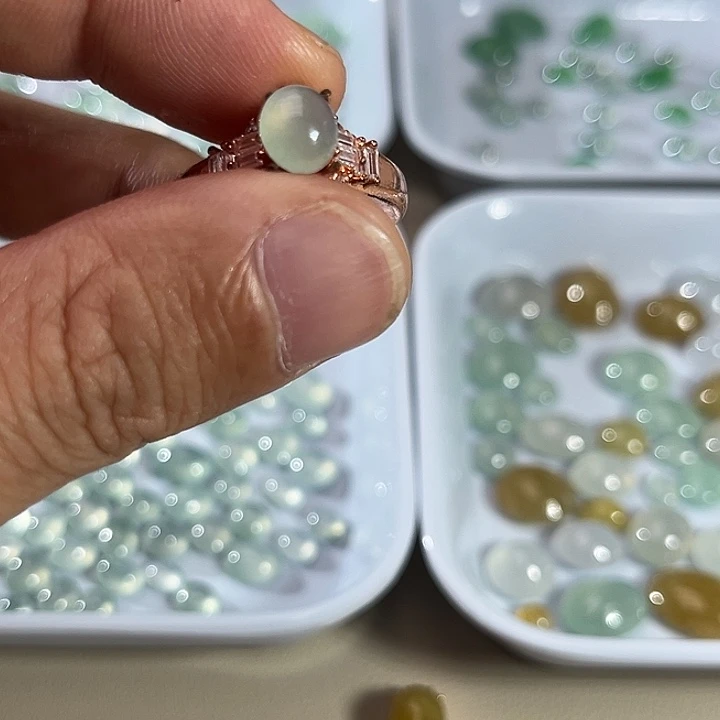 翡翠裸石缅料A货翡翠