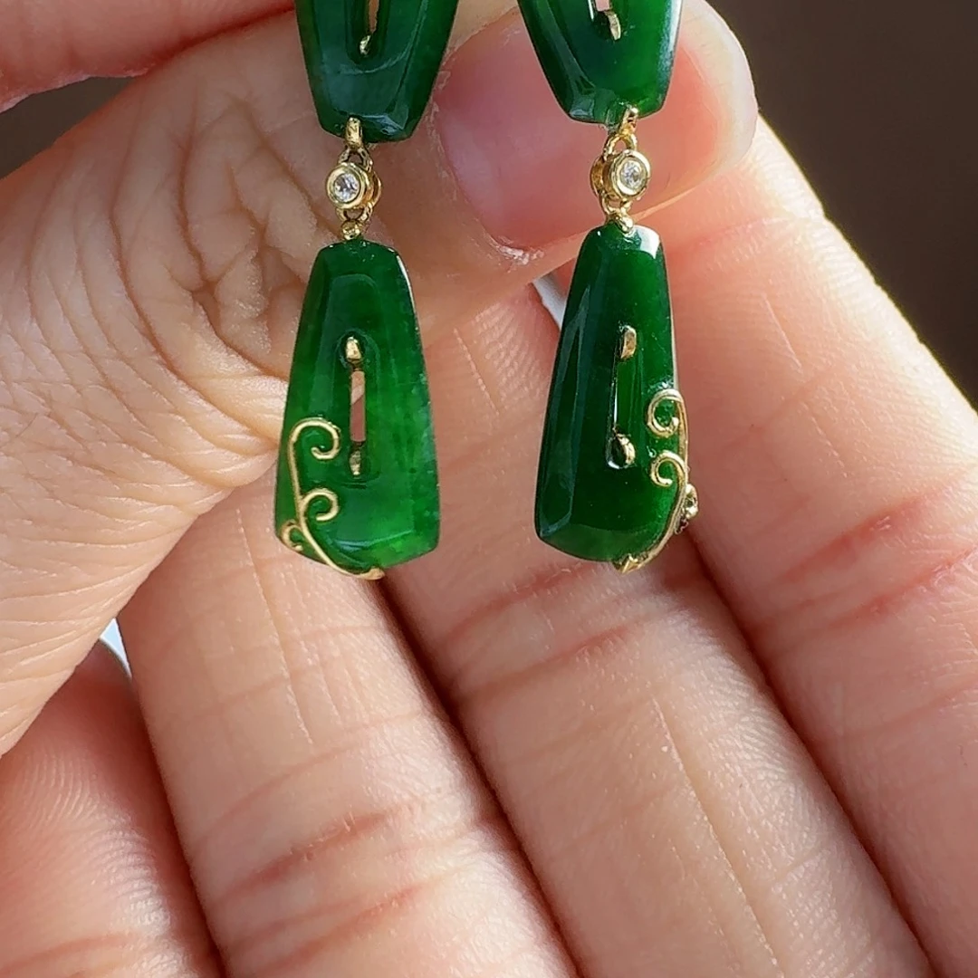 翡翠耳饰18K金镶嵌耳饰