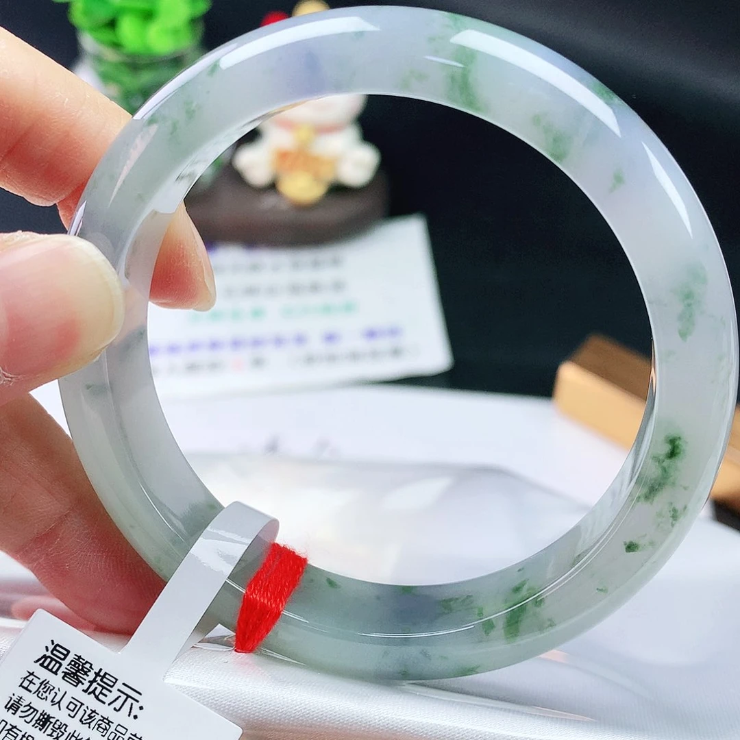未镶嵌手镯翡翠57胖