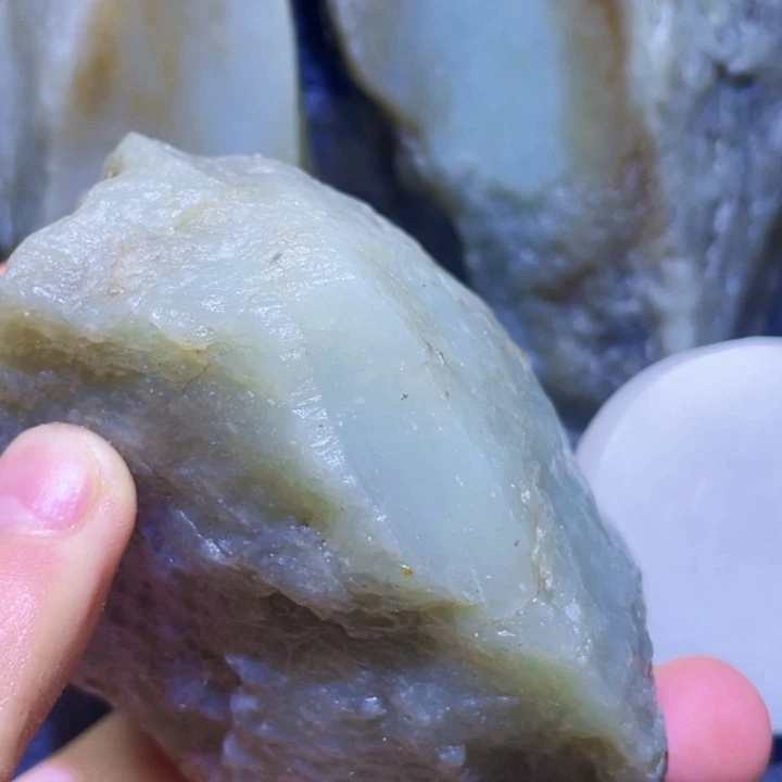 和田玉未镶嵌珠宝半成品