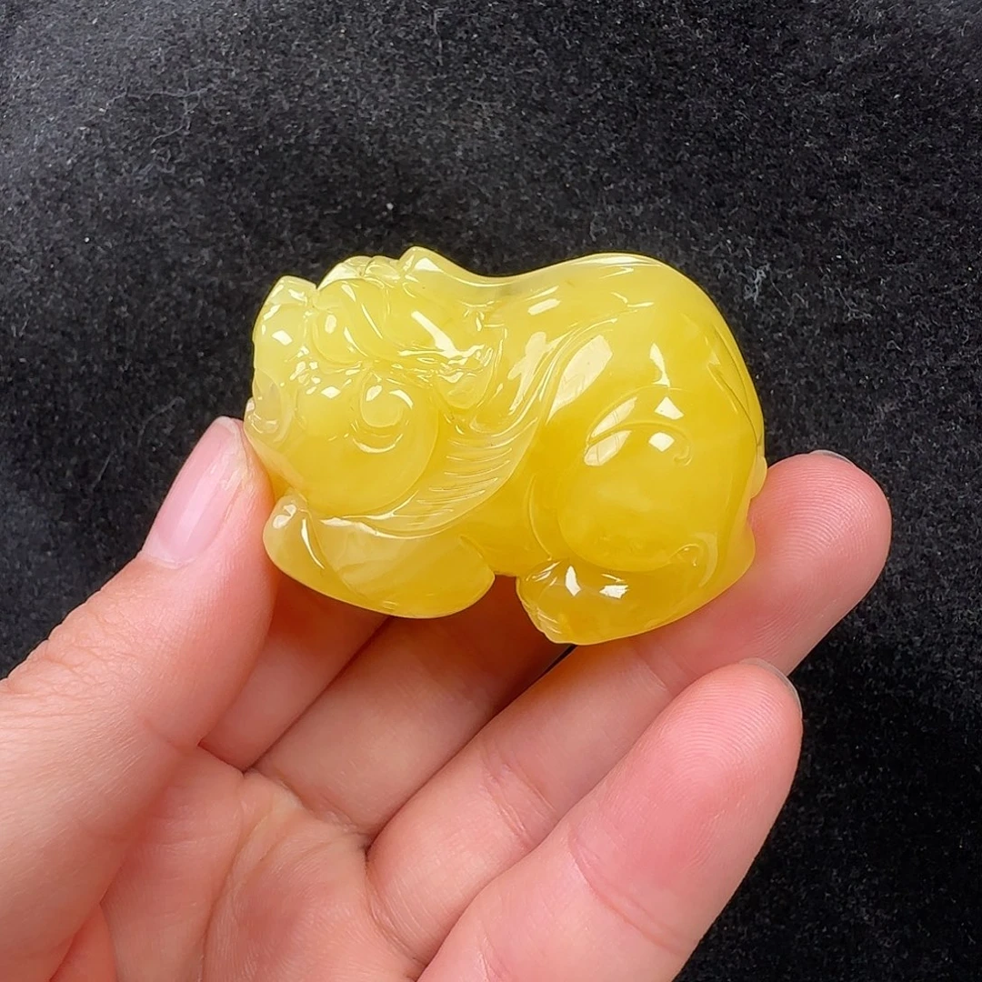 蜜蜡未镶嵌珠宝奇石