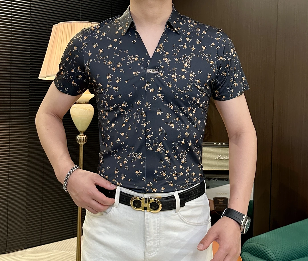 （珍珍男装）2025夏季潮流时尚百搭舒适透气休闲V领短袖衬衫