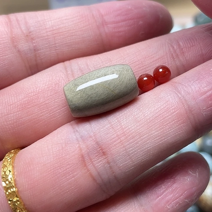 南红玛瑙未镶嵌10.2左右