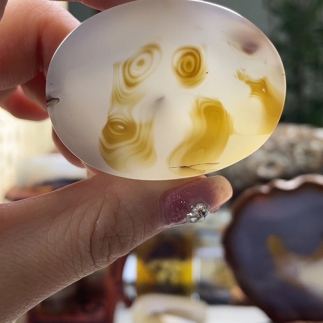 玛瑙/玉髓未镶嵌珠宝奇石