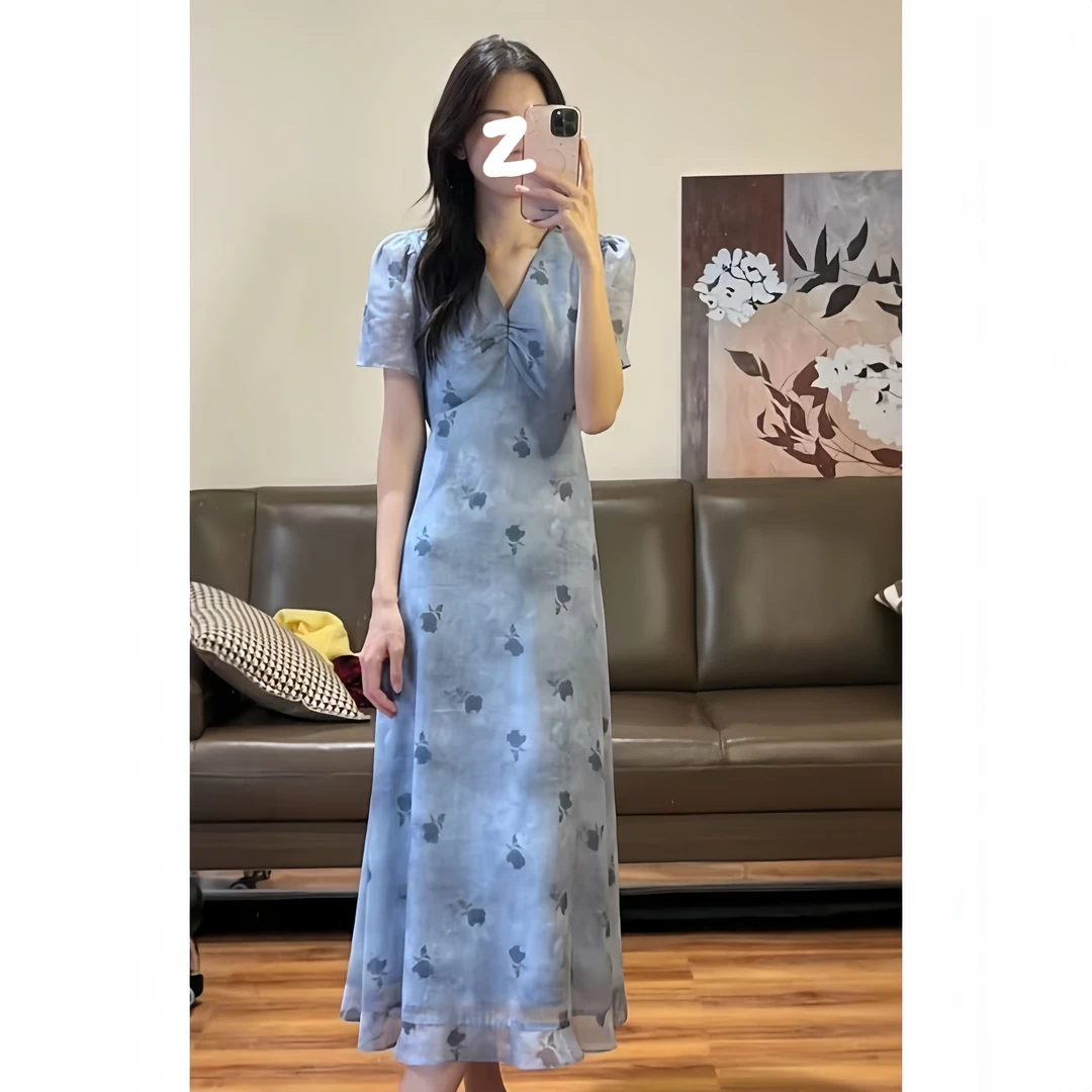 韩系温柔系带收腰连衣裙女2025夏季新款超好看V领气质优雅长裙子