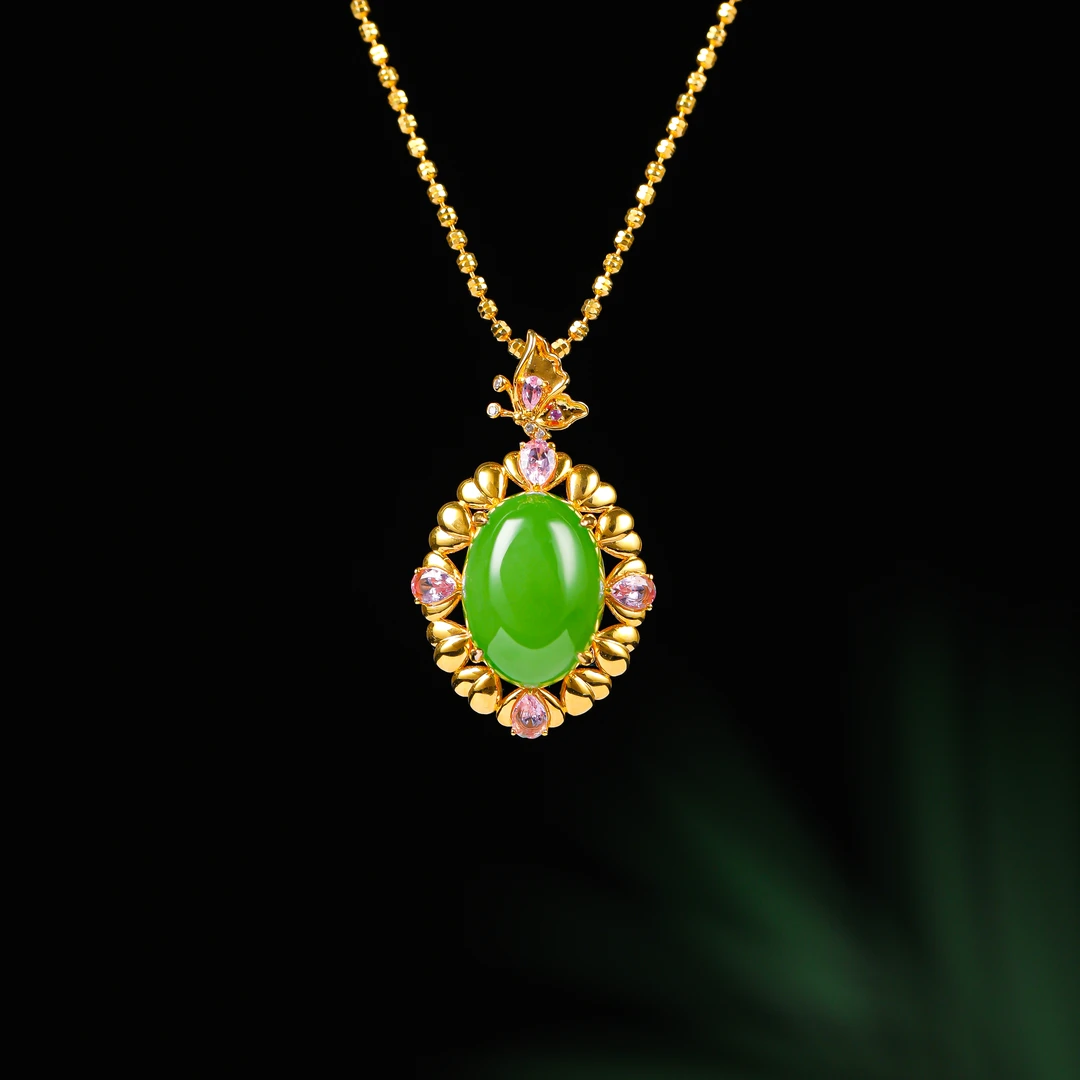 【5A高色】18K金彩色蝴蝶镶嵌10*14mm和田玉苹果绿旦面HNZ10389