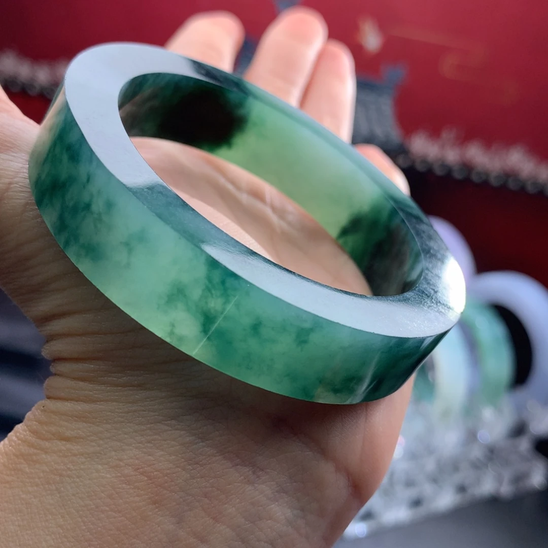 定制翡翠手镯未镶嵌