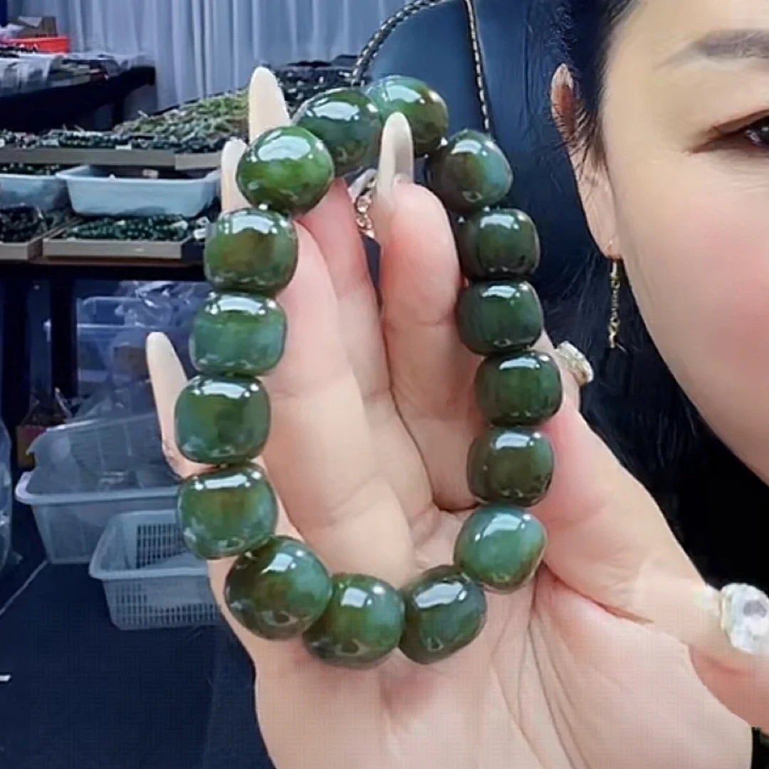 天然和田玉新疆且末带糖14