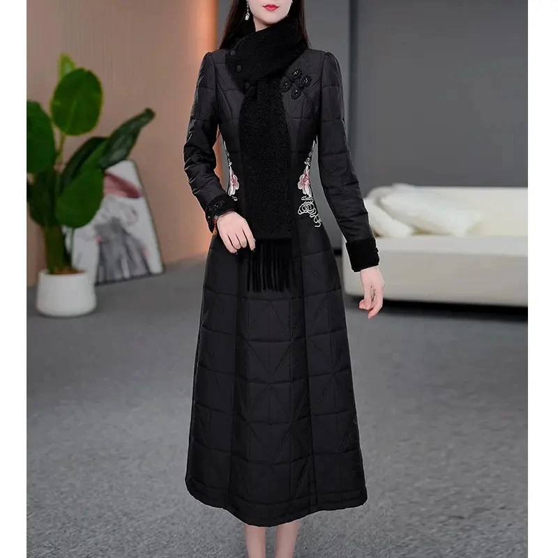 DBF-25时尚改良旗袍刺绣轻奢显瘦洋气减龄加厚夹棉连衣裙