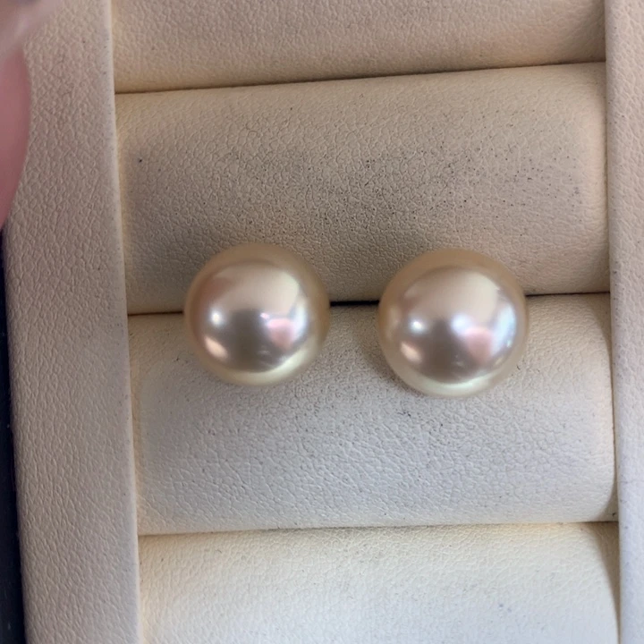 银S925镶嵌耳饰海水珍珠