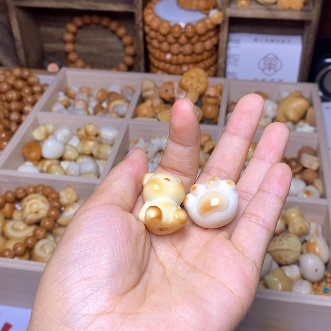 你***菜猴头核桃吊坠炭烤小熊 猫爪