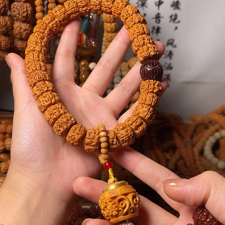 金刚菩提吊坠航母手持