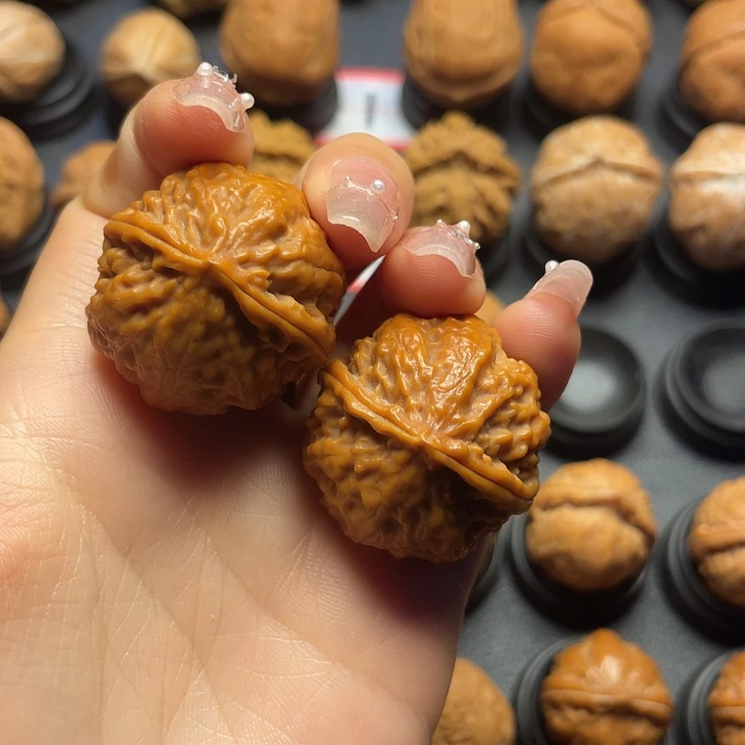 d****e纯野生核桃小楸子