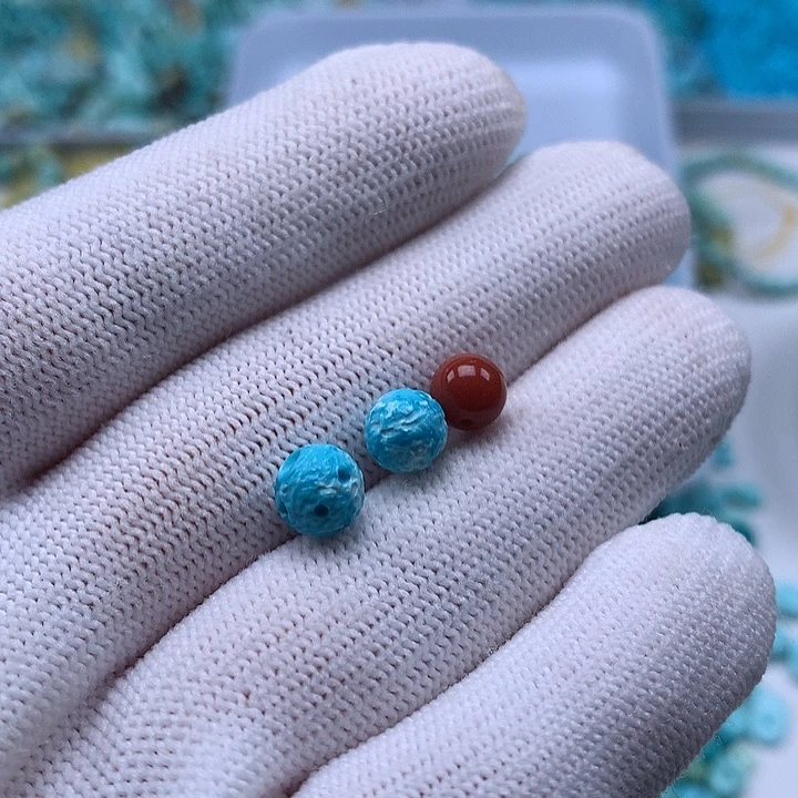 南红玛瑙未镶嵌珠宝奇石