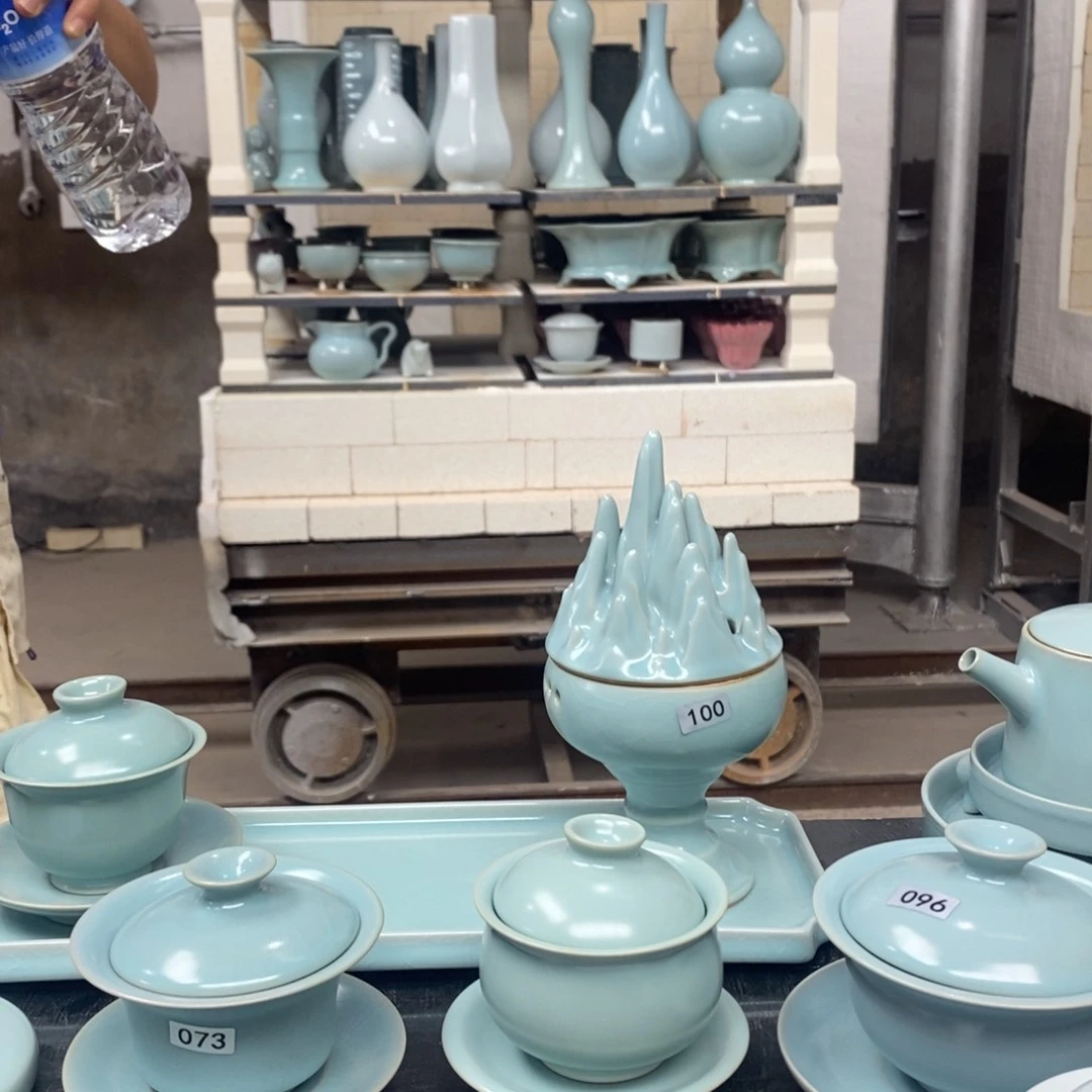 抱朴汝瓷仿古微瑕