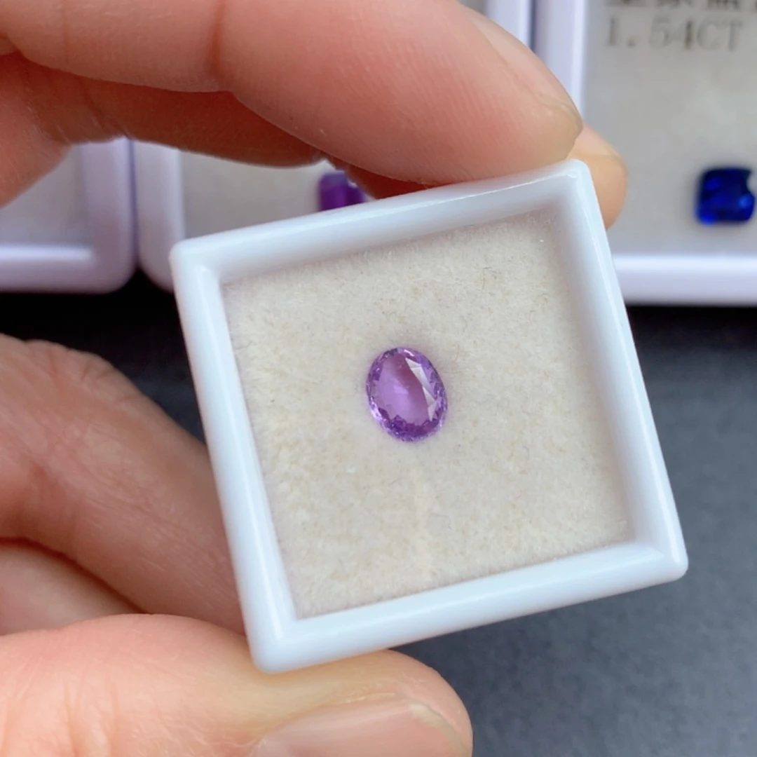 彩色蓝宝石无烧0.8克拉裸石未镶嵌