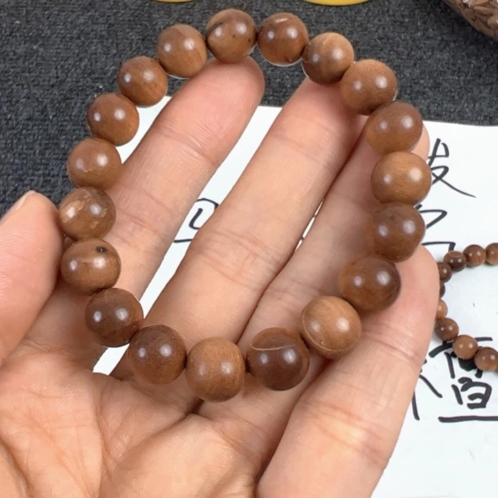 木檀香1.0供奉料………………瑕疵