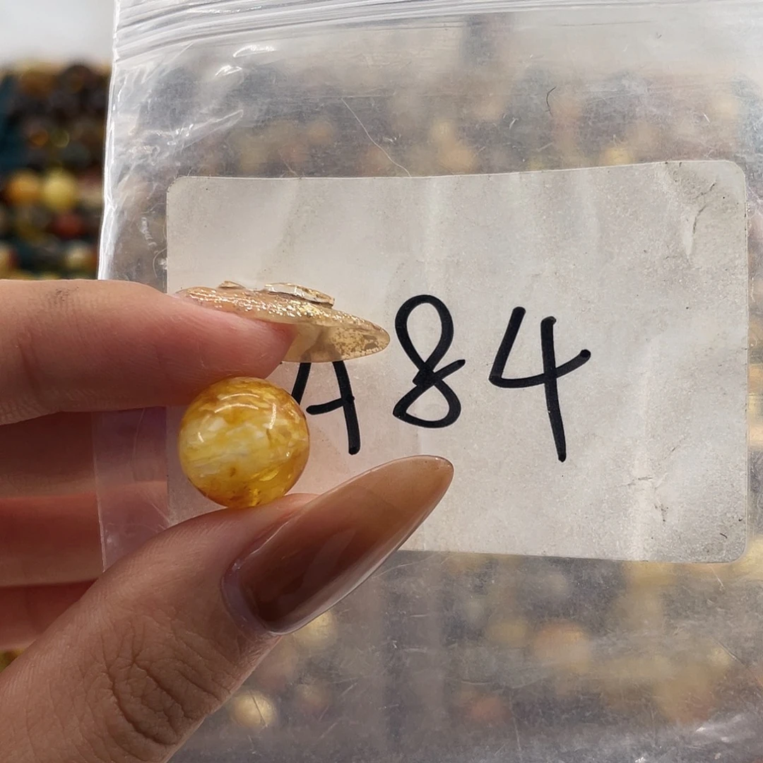 琥珀未镶嵌裸石12.7福利