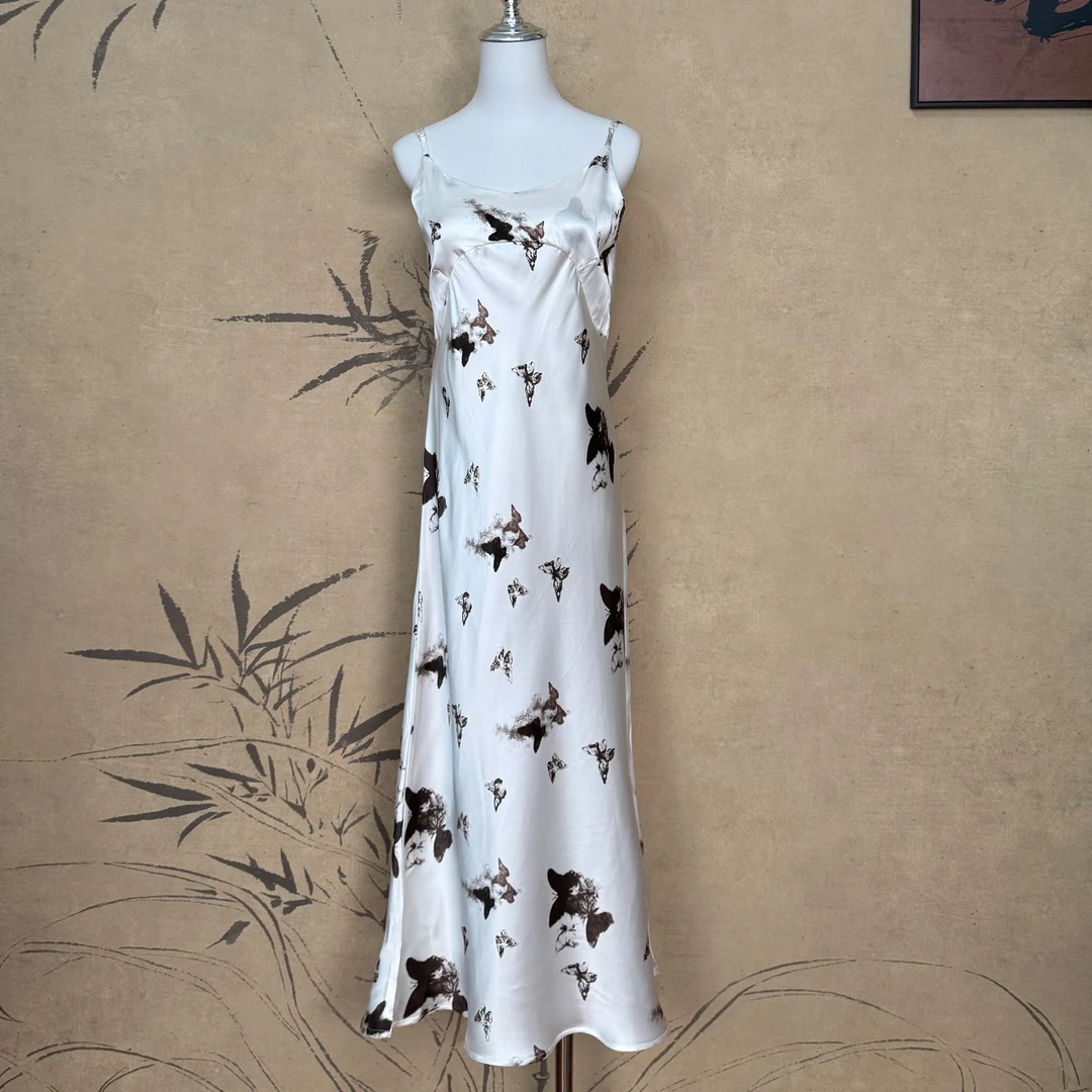 【卷卷新中式】杨幂同款“蝴蝶吊带裙” 缎面100%桑蚕丝斜裁裙