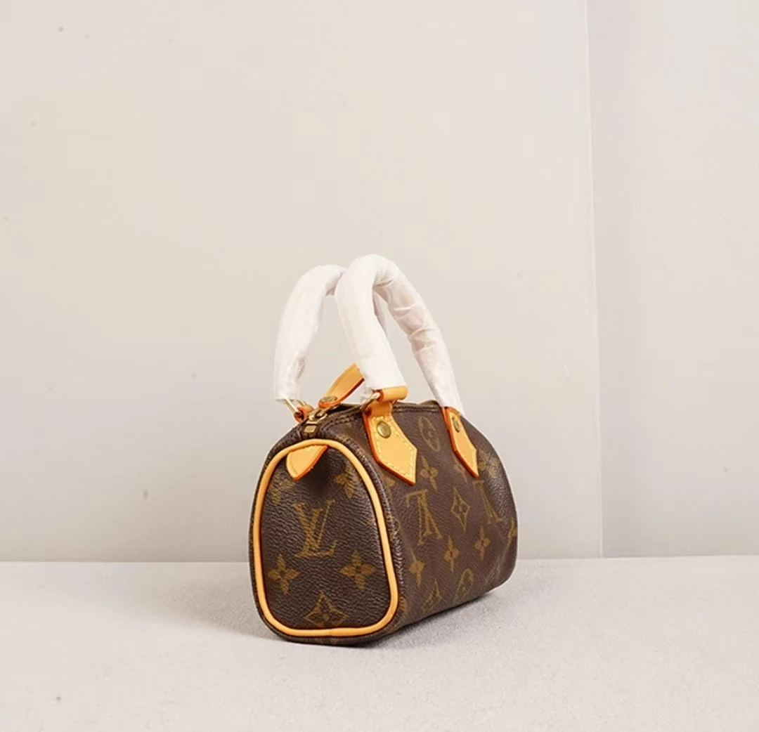 99新 LouisVuitton/路易威登 中古SpeedyNano枕头包/植鞣革换新