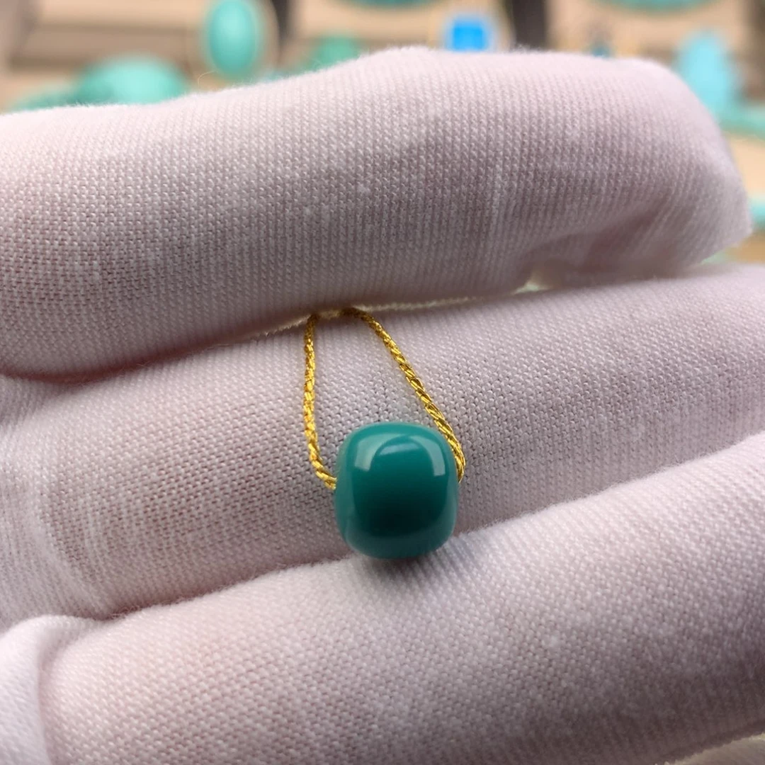 绿松石未镶嵌珠宝奇石8.8*7.8