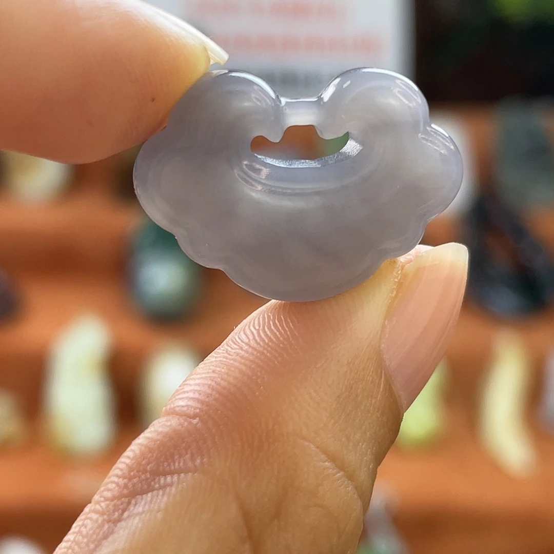 和田玉未镶嵌颈饰青海冰紫如意锁