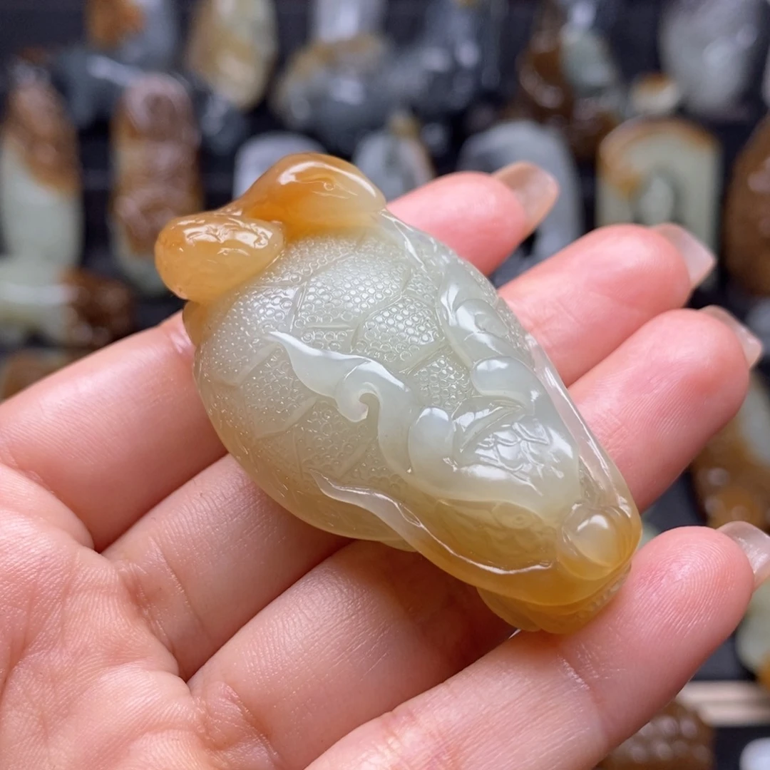 和田玉未镶嵌挂件