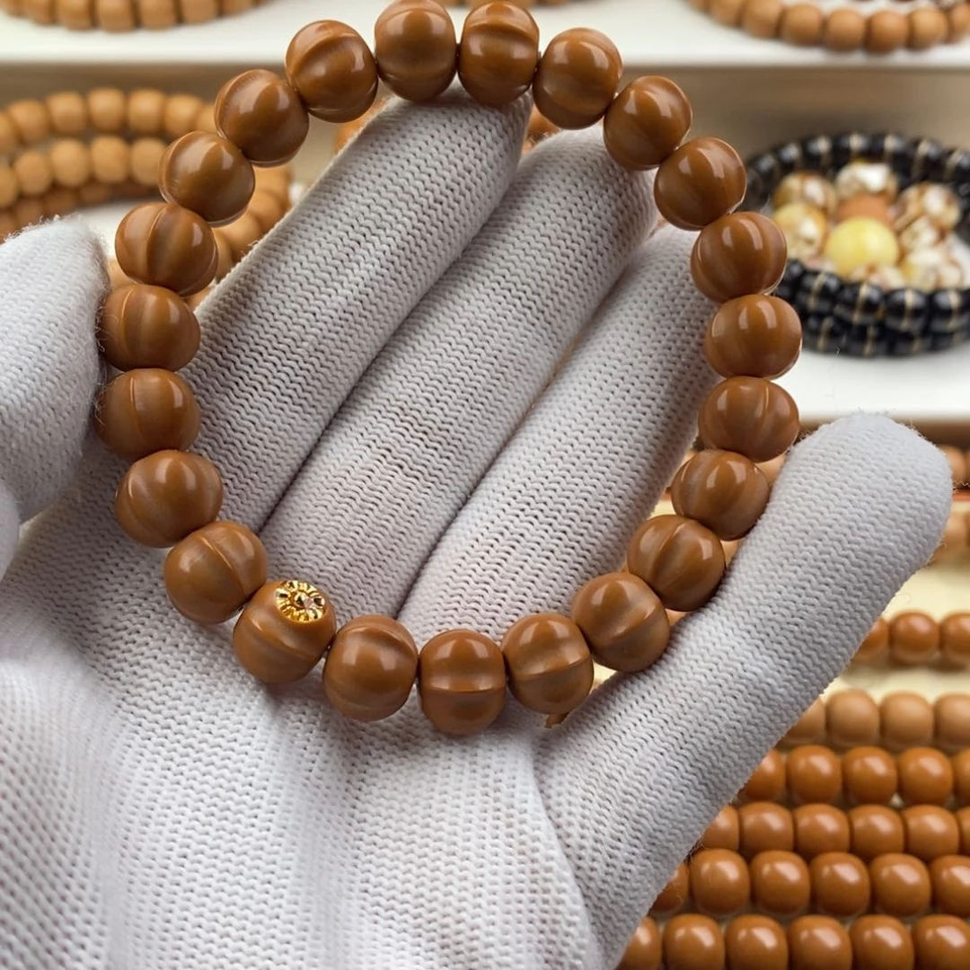 猴头核桃手串二*三花鲨鱼