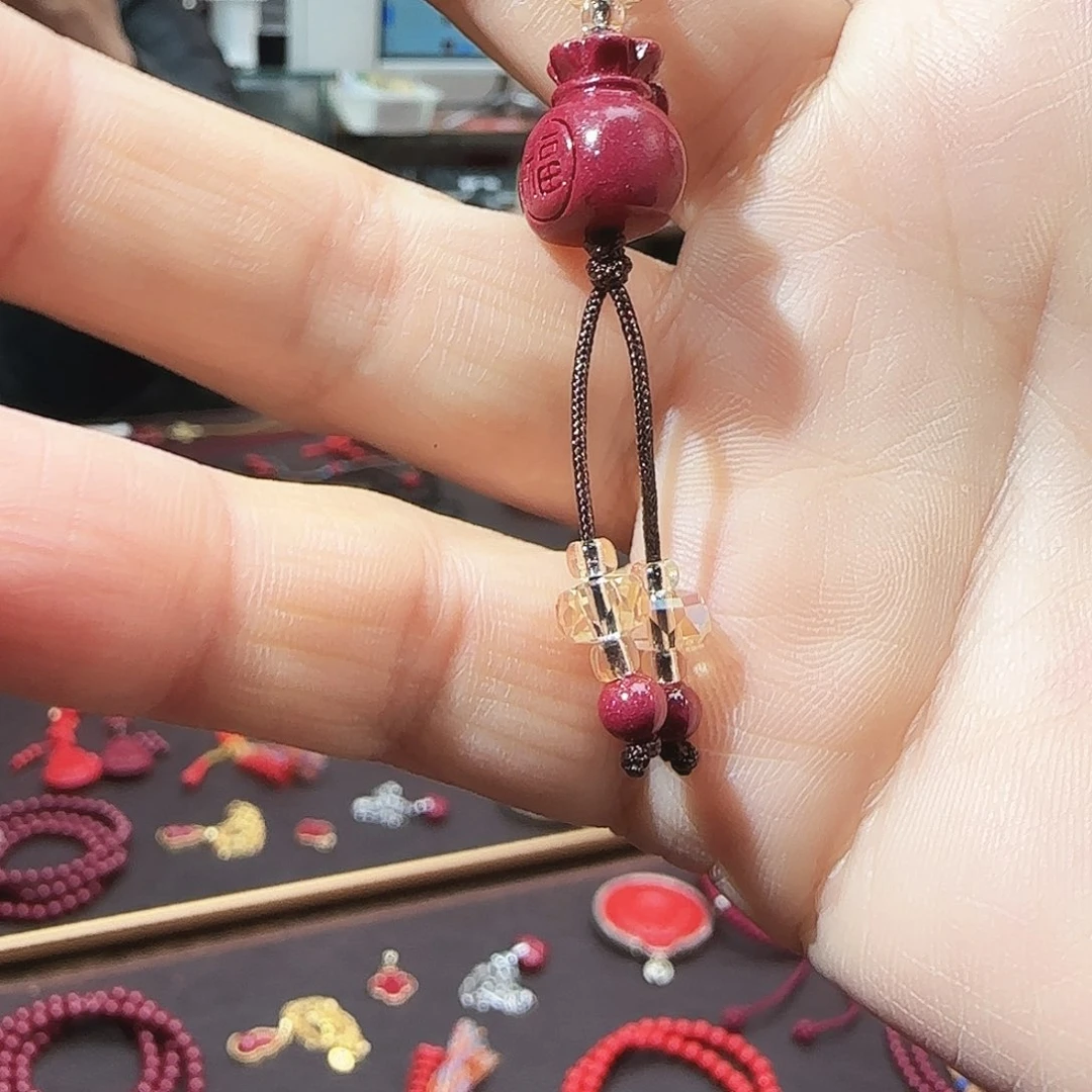 天然辰砂朱砂挂件