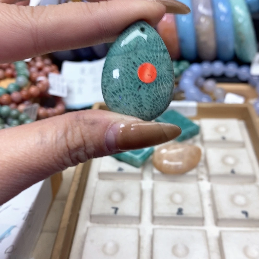 硅化珊瑚（珊瑚玉）手链未镶嵌丁*395