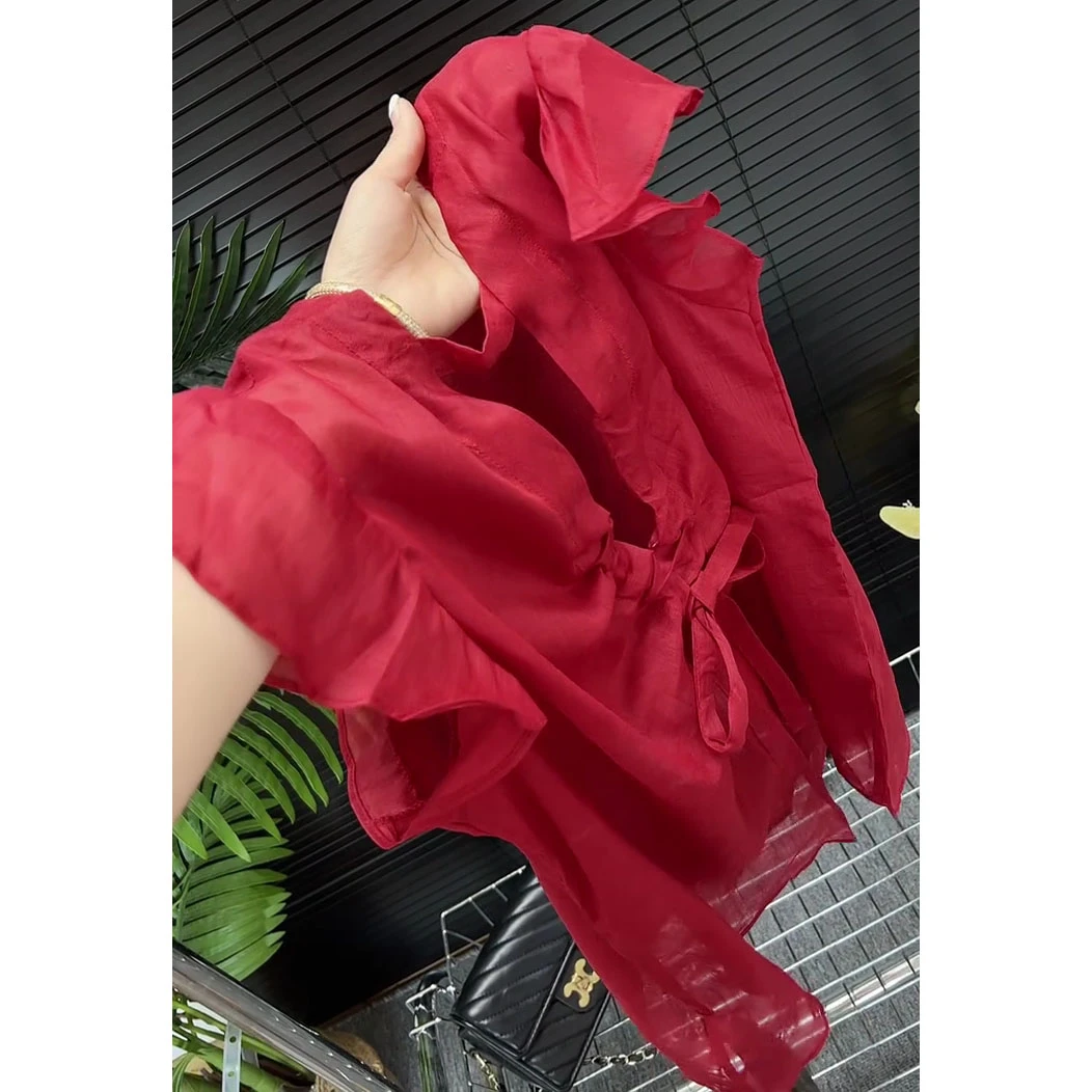 今年夏季爆款流行穿搭ins风2025新款韩版气质百搭泡泡袖系带上衣