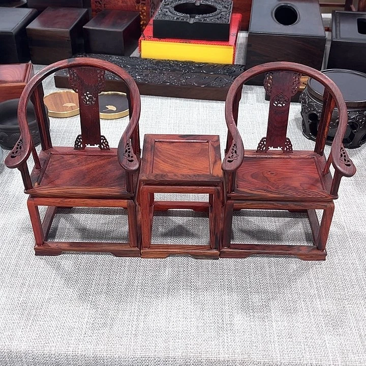 琉璃手工艺品红木工艺品雕刻工艺