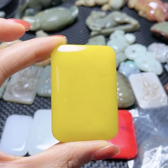 白玉菩提吊坠暮***牛摆件