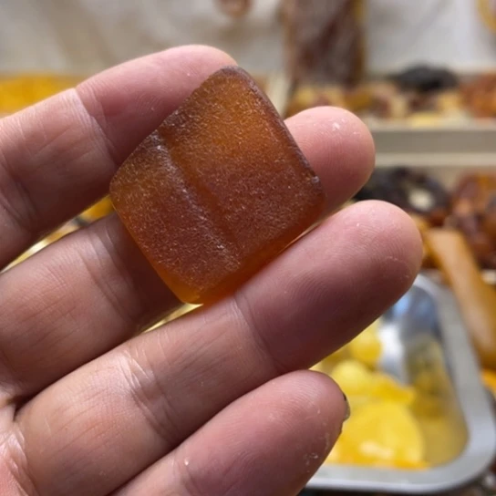 未镶嵌蜜蜡手串吊坠