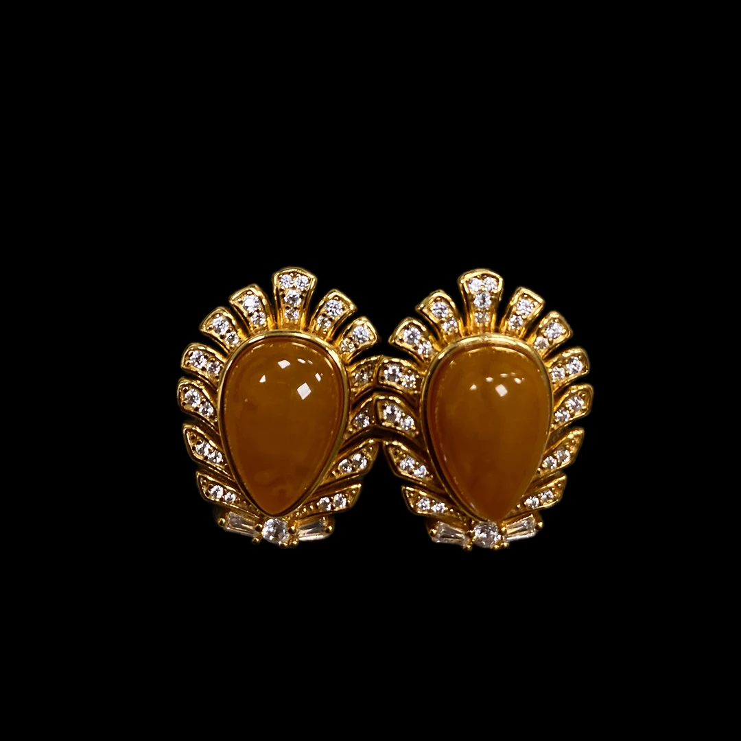 V6642蜜蜡耳钉孤品