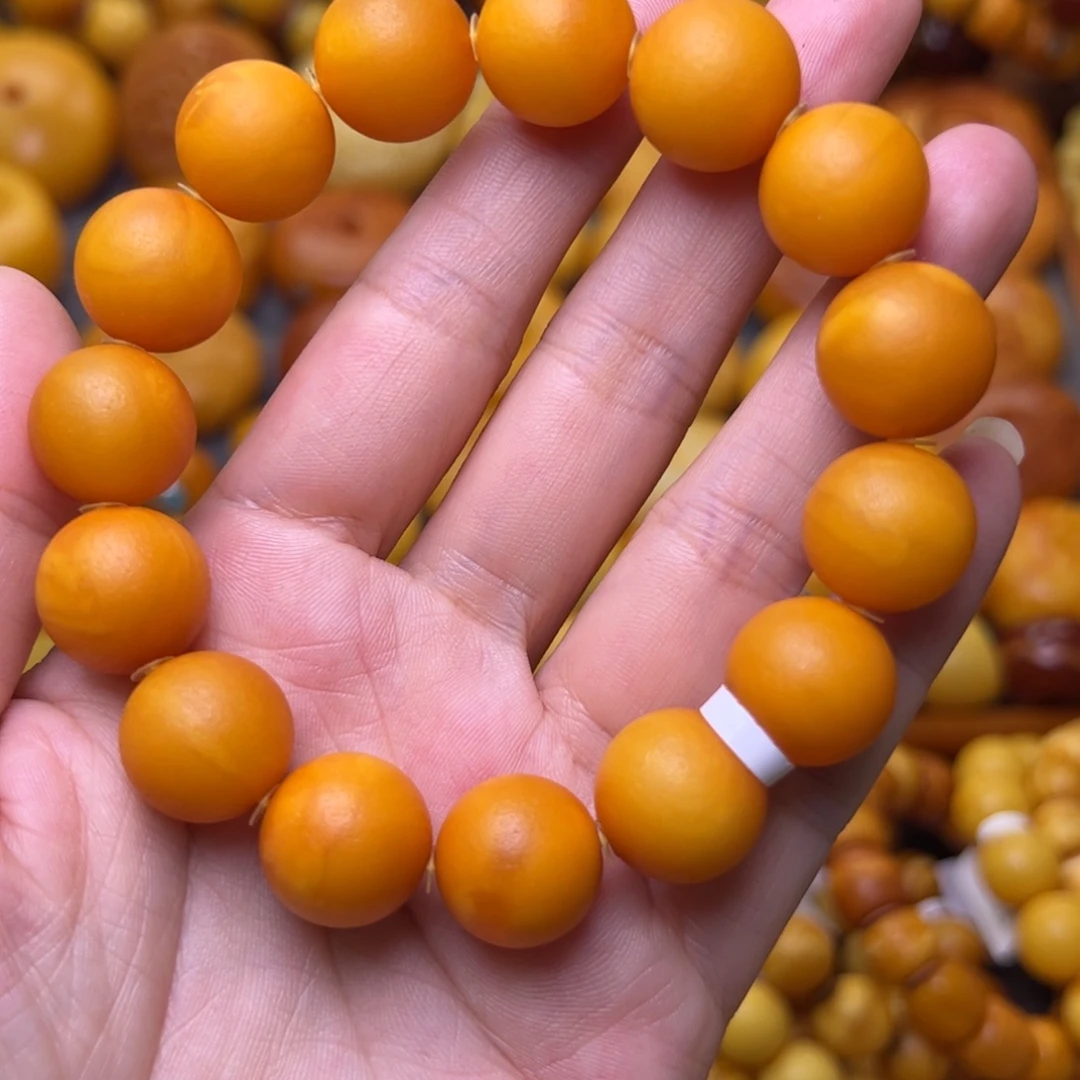 琥珀未镶嵌珠宝奇石福利大漏15左右