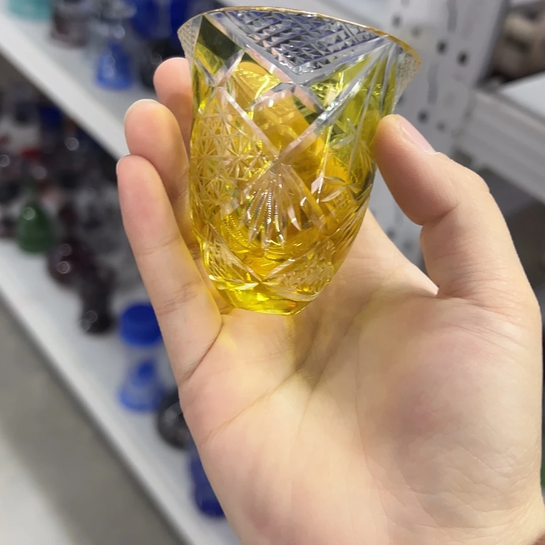 平底款水晶玻璃微瑕一个