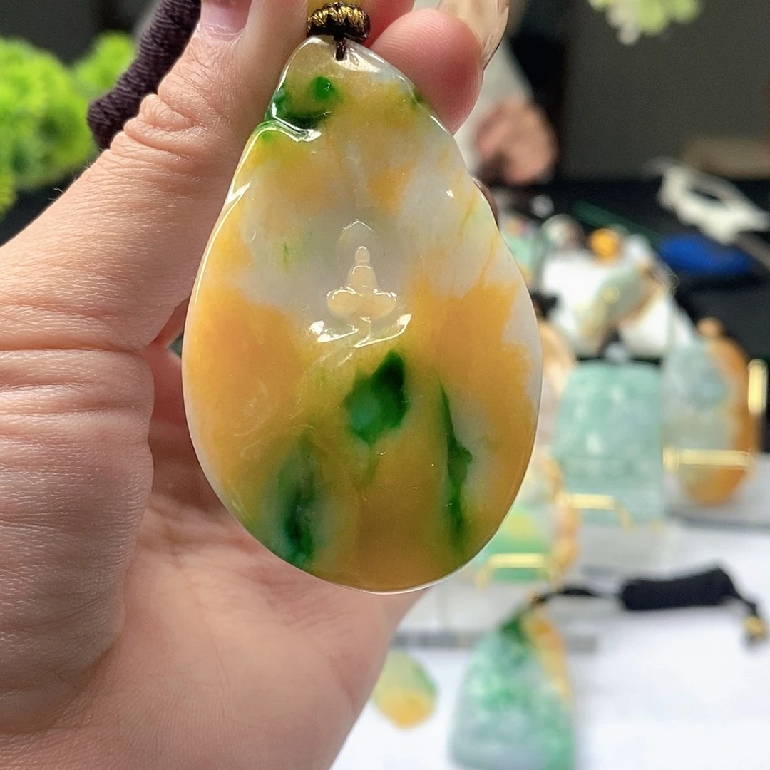 定制翡翠未镶嵌翡翠A货