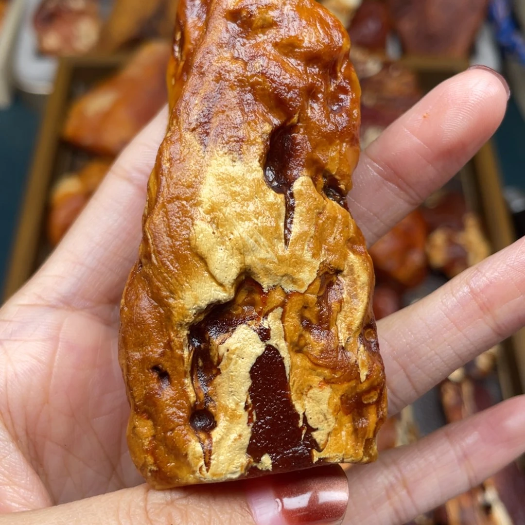 琥珀未镶嵌珠宝奇石