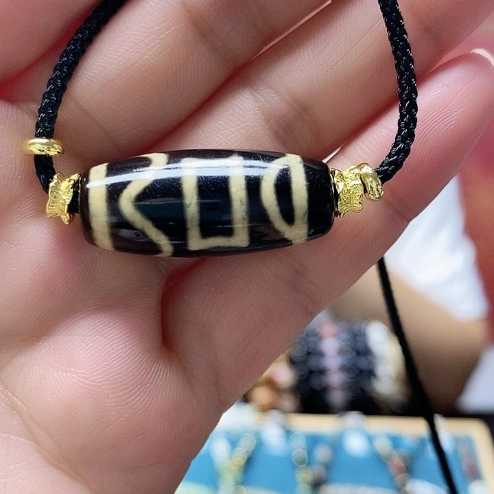 玛瑙/玉髓颈饰合金