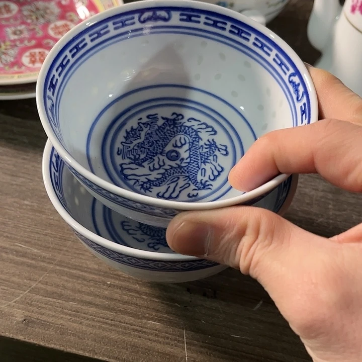 瓷片//////直径11厘米。2个。