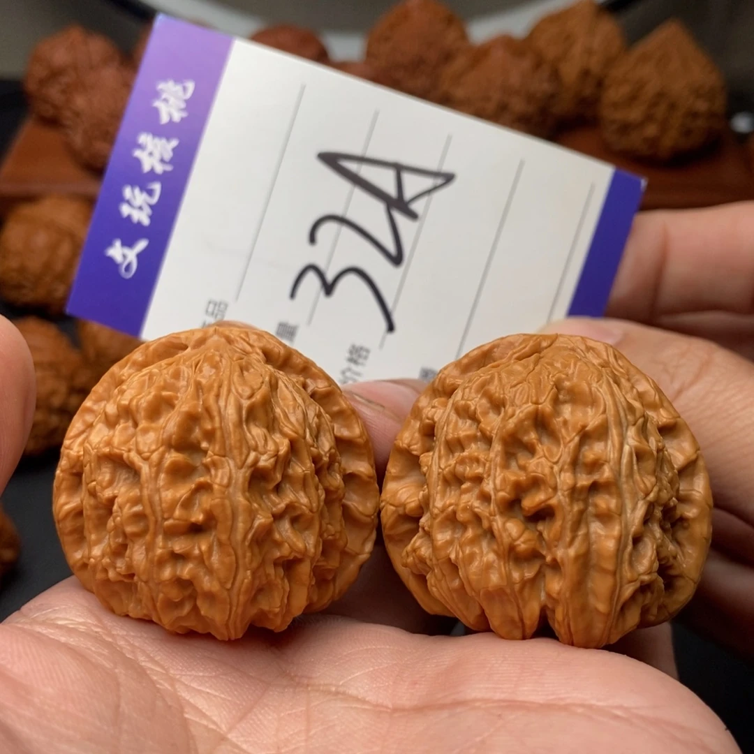 吊坠文玩核桃39白狮子