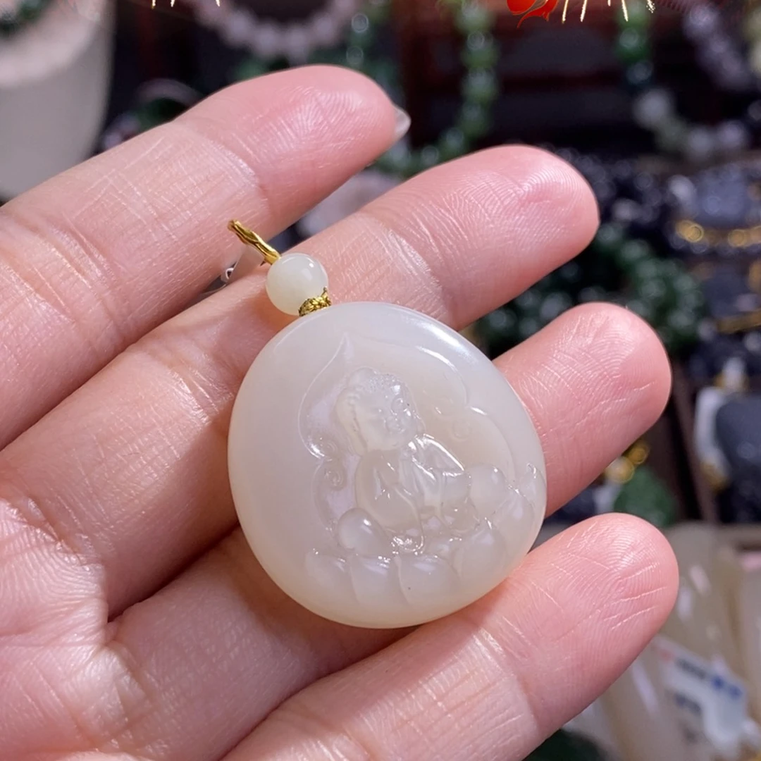 和田玉孤品老坑料藕粉宝宝佛未镶嵌
