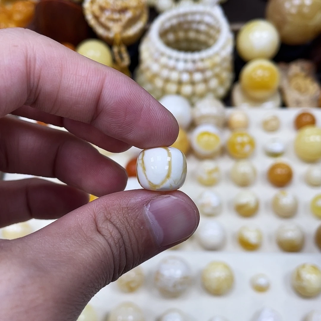 蜜蜡未镶嵌珠宝奇石13.8mm×12.0mm【橘金丝金瓷白】老型